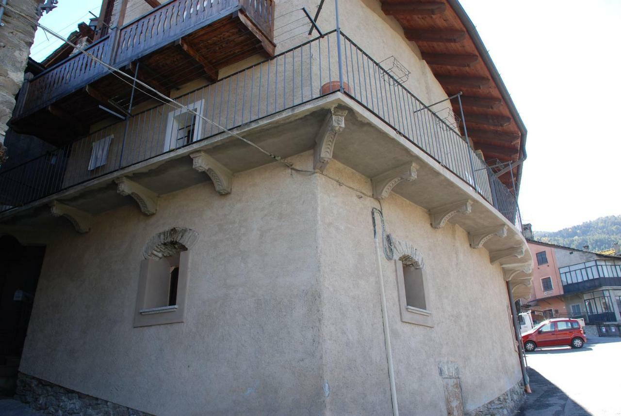 Maison Grivon Appartamento Becca Di Nona Aosta Kültér fotó